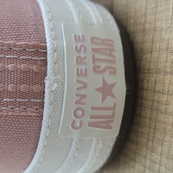 Converse high top Brand new. - Picture 10 of 13